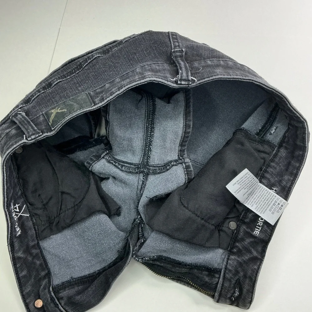 American Eagle Black Denim Hi-Rise Shortie Shorts Women 10 Super Stretch 360